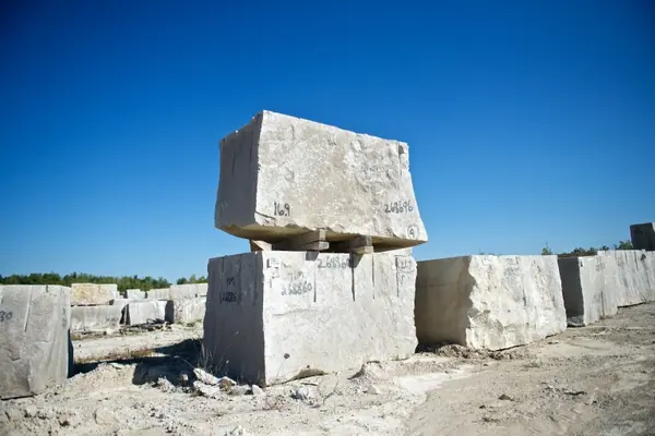 Stacked quarry-fresh Indiana Limestone blocks ready for fabrication